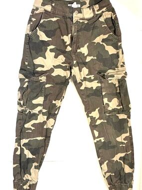 Charlotte Russe Camo Cargo Pants - Green, Tan, Brown